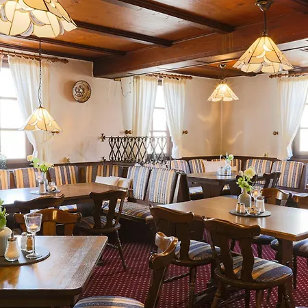 Eydt Kirchheim 3*