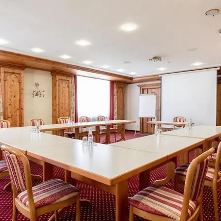 Eydt Kirchheim Hotel 3*