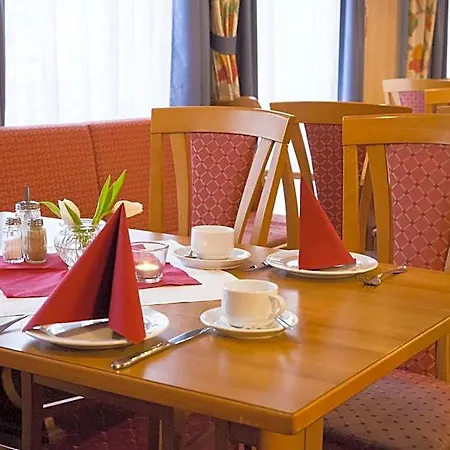 Hotel Eydt 3*